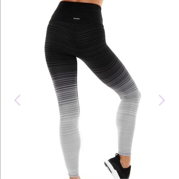 K-DEER Grace 7/8 Sneaker Length Legging women’s size M - Picture 1 of 9